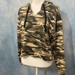 🍀2for$25🍀 Honey Punch Camouflage V-Neck Cropped Hoodie W/ Silver Stud Details